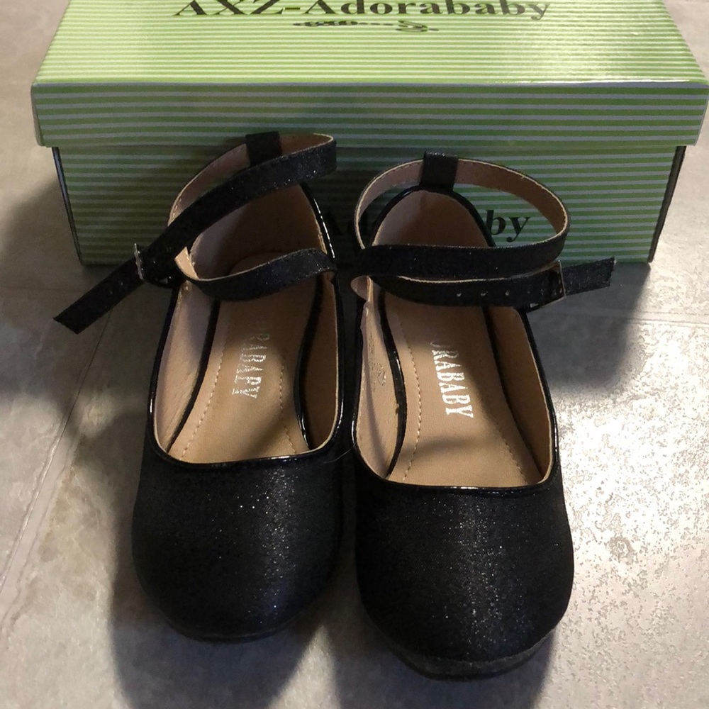 Black sparkly shoes